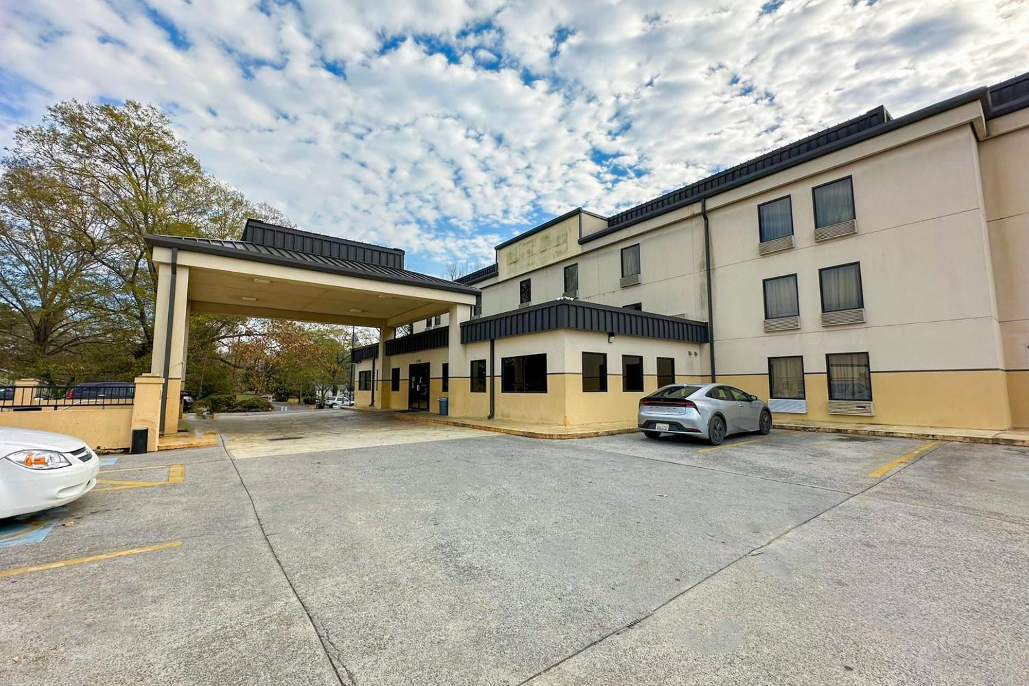 Oyo Hotel Rome West Ga Exteriör bild